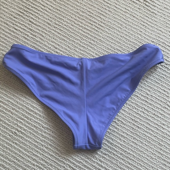 Victoria’s Secret Iliac Bikini swimsuit bottoms - Picture 3 of 4